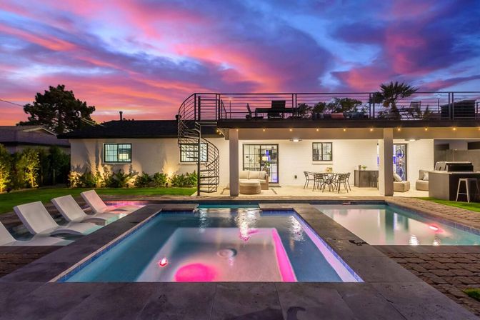 The Sundancer Oasis: Pool + Spa with Rooftop Deck in the Heart of Old Town image 35