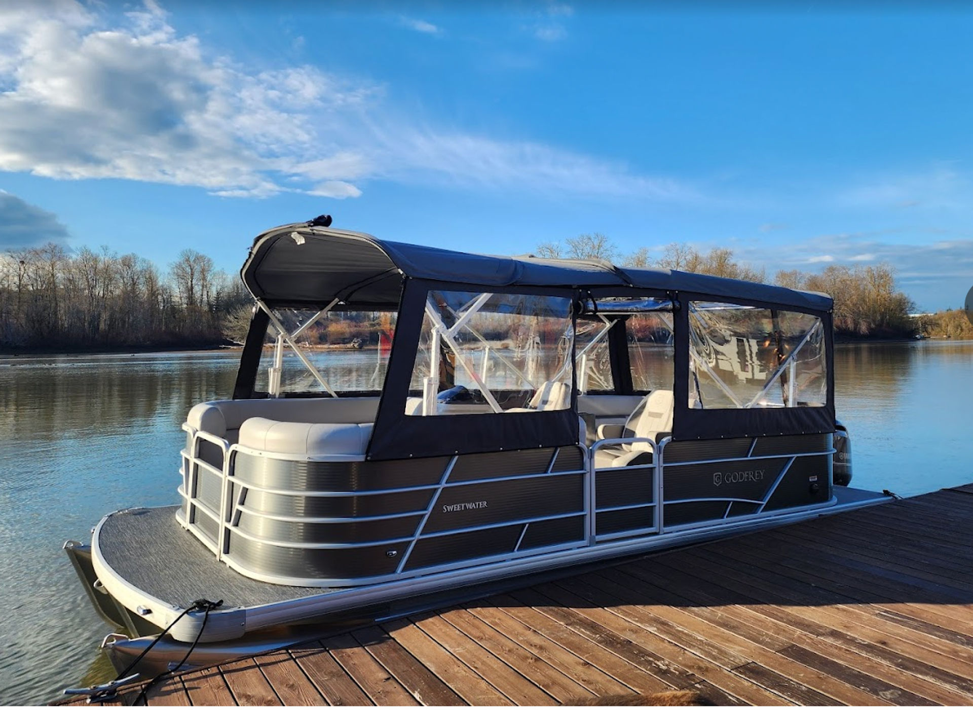 Private BYOB Boat Tour of Downtown Bridges on Willamette River (Up to 6 Passengers) image 2