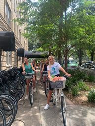 Insta-worthy Private Bicycle Tour of Savannah Under Enchanting Oak Trees image 6
