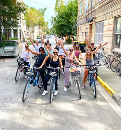 Insta-worthy Private Bicycle Tour of Savannah Under Enchanting Oak Trees image 2