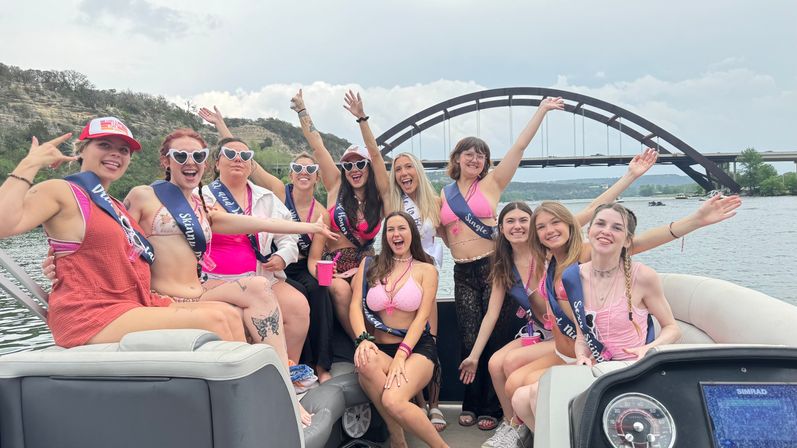 12-Person Pontoon with Slide -  Fun on Lake Austin! image 4