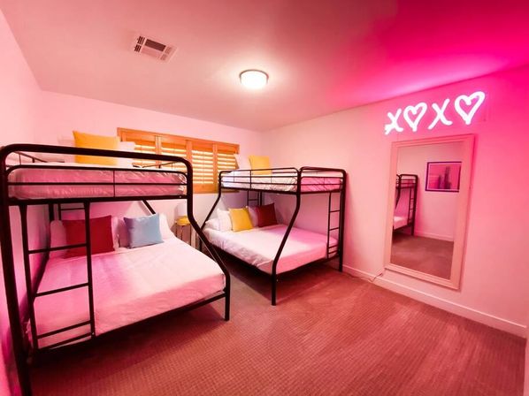 Love Oasis: Luxury Villa with Heated Pool, Mini Golf & Neon Vibes image 40