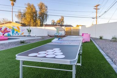 Love Oasis: Luxury Villa with Heated Pool, Mini Golf & Neon Vibes image 28