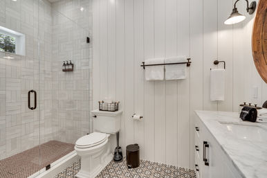 The Broadway Farmhouse: Private Sonoma Getaway on 4 Acres - Pool, Hot Tub, Game Room & Outdoor Kitchen image 85