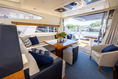 Palm Beach Yacht Charters: Single or Multi-Day Luxury Experiences image 2