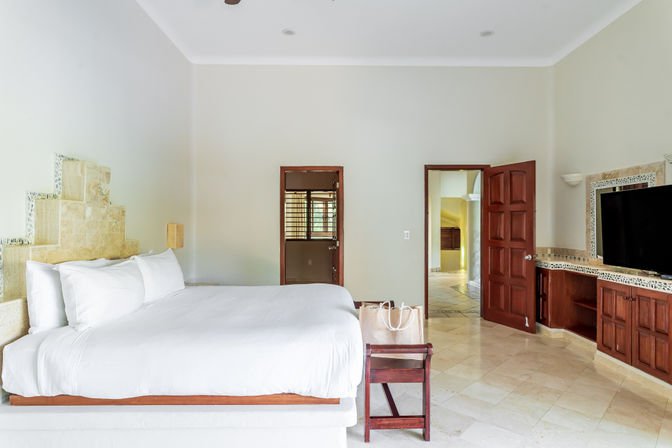 Casa Yardena: 9 BR Beachfront Escape in Soliman Bay image 31