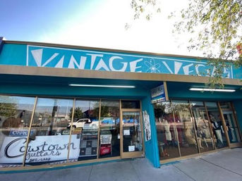 Discover Artsy Vegas: The 18B Arts District Walking Tour image 7