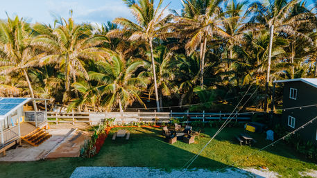 Peaceful Island Getaway: 3-BR Oceanfront Oasis image 3