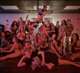 The Ultimate Pole Dance Experience: Lesson, Routine & Afterparty! image 4