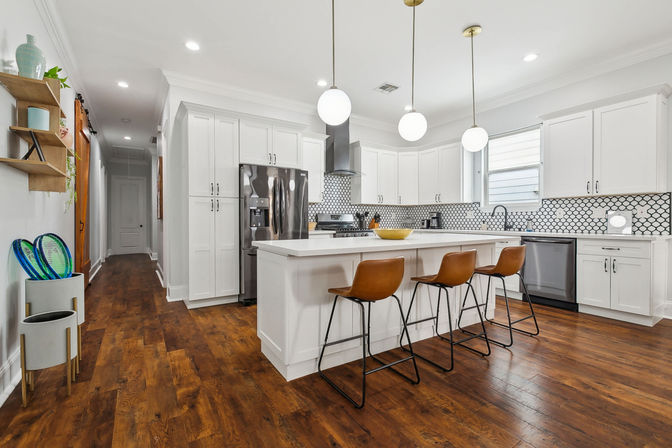 Trendy Art-Filled Mid City Oasis with Heated Pool and Parking image 25