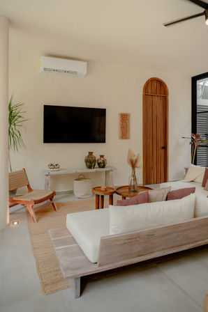 Indulge in Splendor: Hunab-Ku's Opulent Retreat image 8