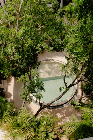 Indulge in Splendor: Hunab-Ku's Opulent Retreat image 25