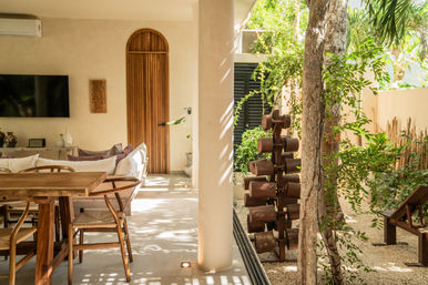 Indulge in Splendor: Hunab-Ku's Opulent Retreat image 13