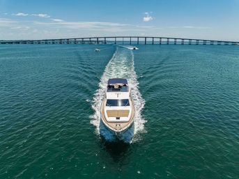 Private Yacht Charters in Miami: Luxurious Vessels for Every Occasion image 13