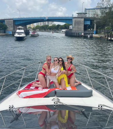 Private Yacht Charters in Miami: Luxurious Vessels for Every Occasion image 1