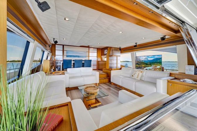 Private Yacht Charters in Miami: Luxurious Vessels for Every Occasion image 15