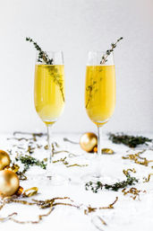 Bubbles & Bouquets: Bouquet Making Class with Craft Mimosas or Wines image 3