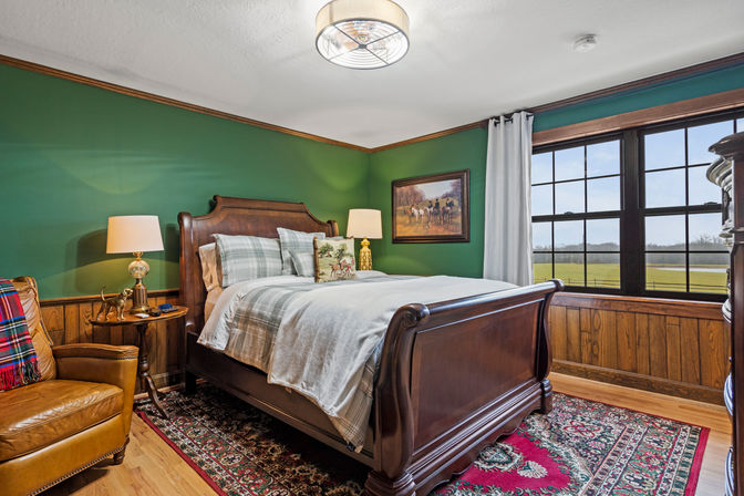 Skyway Retreat: Expansive Estate with Cinema, Games Room + Putting Green image 37