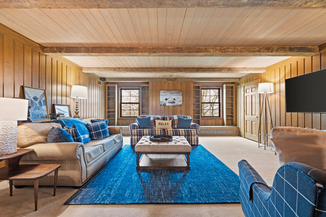 Skyway Retreat: Expansive Estate with Cinema, Games Room + Putting Green image 44