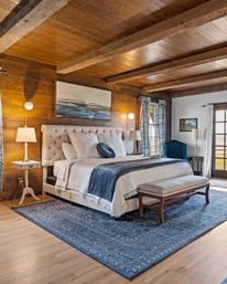 Skyway Retreat: Expansive Estate with Cinema, Games Room + Putting Green image 25