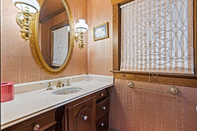 Skyway Retreat: Expansive Estate with Cinema, Games Room + Putting Green image 43