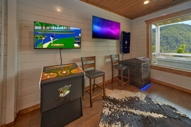 Gatlinburg Splash: Luxury Cabin with Indoor Pool, Hot Tub, Game Room + Theater Room image 23