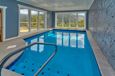 Gatlinburg Splash: Luxury Cabin with Indoor Pool, Hot Tub, Game Room + Theater Room image 3