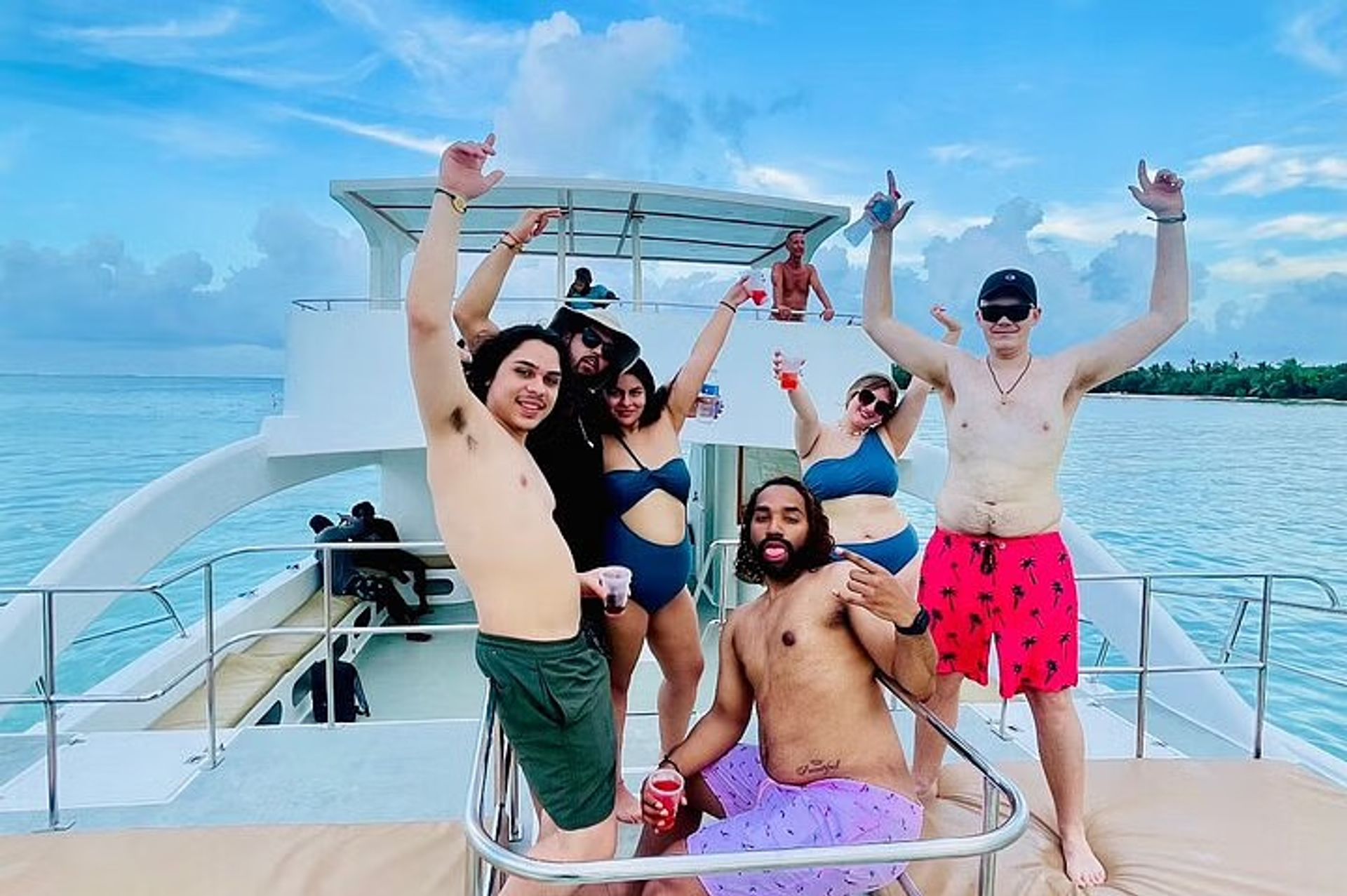 Hip Hop Beats and Live DJ Adults-Only Party Boat with Free Drinks & Transportation image 1