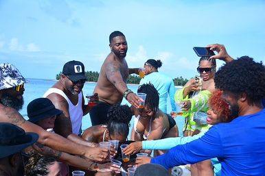 Hip Hop Beats and Live DJ Adults-Only Party Boat with Free Drinks & Transportation image 4