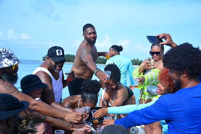 Hip Hop Beats and Live DJ Adults-Only Party Boat with Free Drinks & Transportation image 4