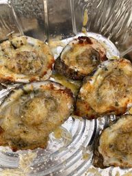 New Orleans Classic Raw or Grilled Oyster Bar Experience with Caviar (BYOB) image 10