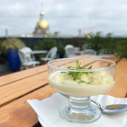 Distinctly Savannah Food Tour: Local Guide + All Tastings Included image 5