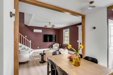 3 Bedroom Private Home Downtown @ Emerson Square  image 4