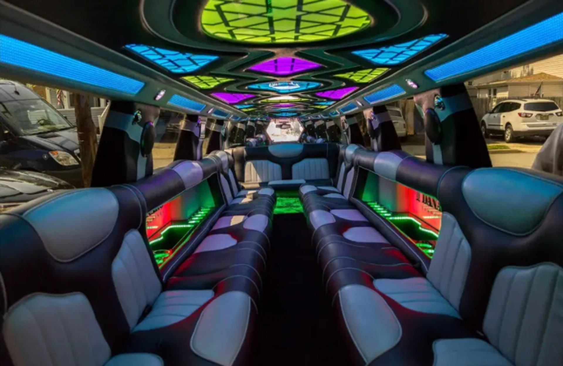 Infiniti QX80 Pink Limo for Ultimate Girls' Nights image 2