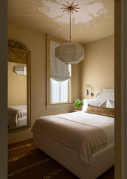 Boutique Suites. Rooftop Views. The Streetcar at Your Door. Hotel Perle. image 13