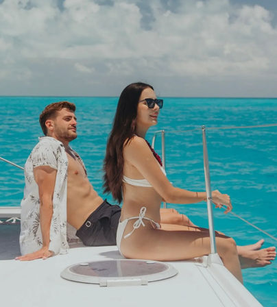 Sailing Experience with Romantic Dinner in Cancun image 7