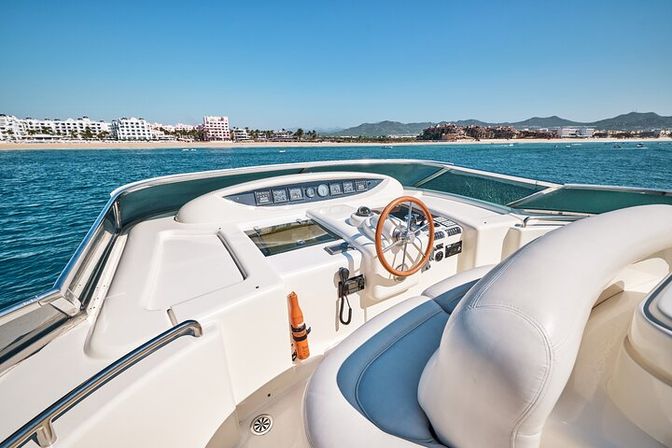 All-Inclusive Luxury Yacht Charter: Heather Nikki 80 ft Italian Azimut image 5