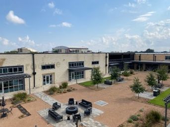 3BR Luxury Loft Near Downtown image 25