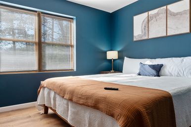 Dream View Lodge: Fire Pit, Hot Tub + Indoor Pool, Theater & Epic Mountain Views image 36