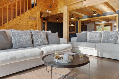 Dream View Lodge: Fire Pit, Hot Tub + Indoor Pool, Theater & Epic Mountain Views image 21