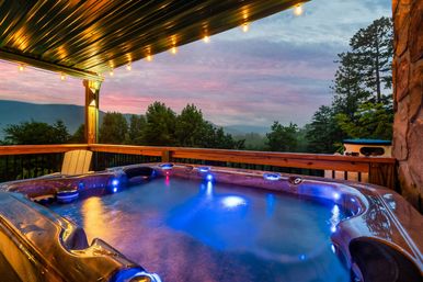Dream View Lodge: Fire Pit, Hot Tub + Indoor Pool, Theater & Epic Mountain Views image 9