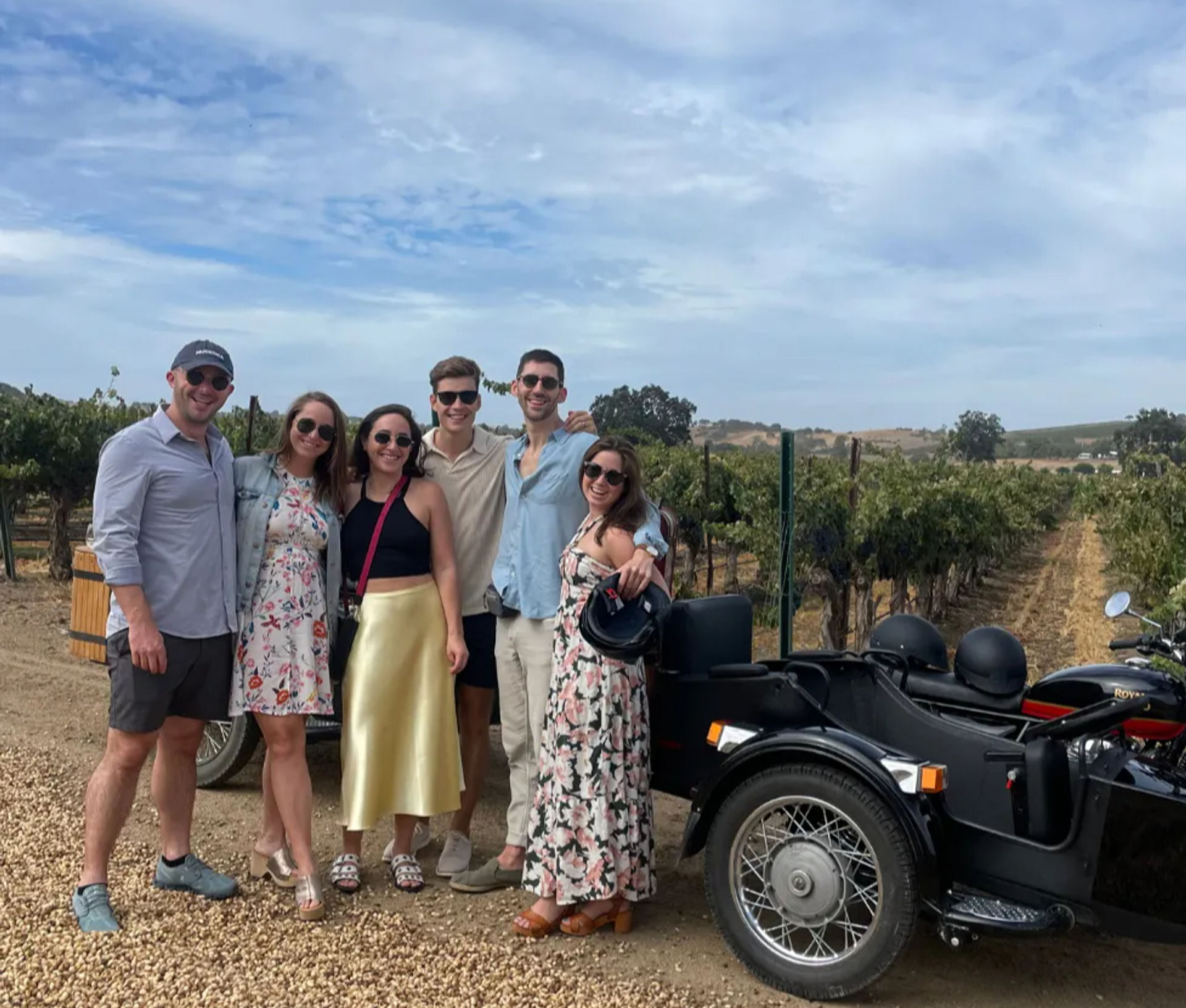 Luxe Wine Trail Excursion: Visit 3 Wineries + Tastings Included image 1