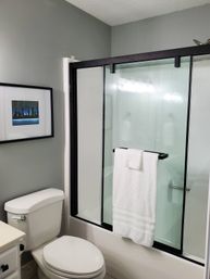Waterfront Luxe at LOZ: Two-Level Condo with Pools + Scenic Views image 20