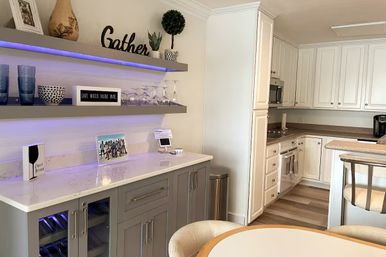 Waterfront Luxe at LOZ: Two-Level Condo with Pools + Scenic Views image 7