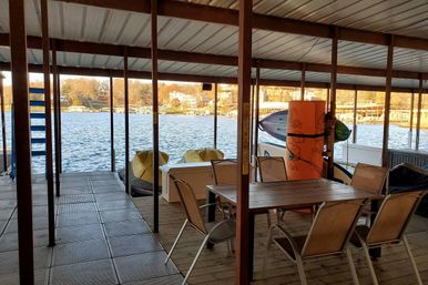 Waterfront Luxe at LOZ: Two-Level Condo with Pools + Scenic Views image 27