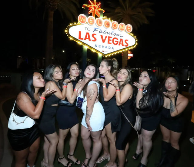 2 Hour Booze Cruise & Night Club Experience  image 3
