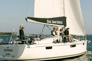 Midday Sailing Adventure: Best Wind, Wildlife & Views on a Catalina 400 image 5