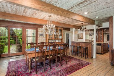 Sweet Escape: Historic 3500 sq ft Luxury Estate: Heated Pool, Hot Tub & Walkable to Main St image 16