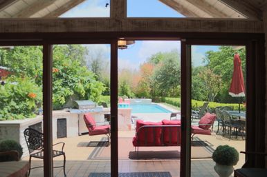 Sweet Escape: Historic 3500 sq ft Luxury Estate: Heated Pool, Hot Tub & Walkable to Main St image 45