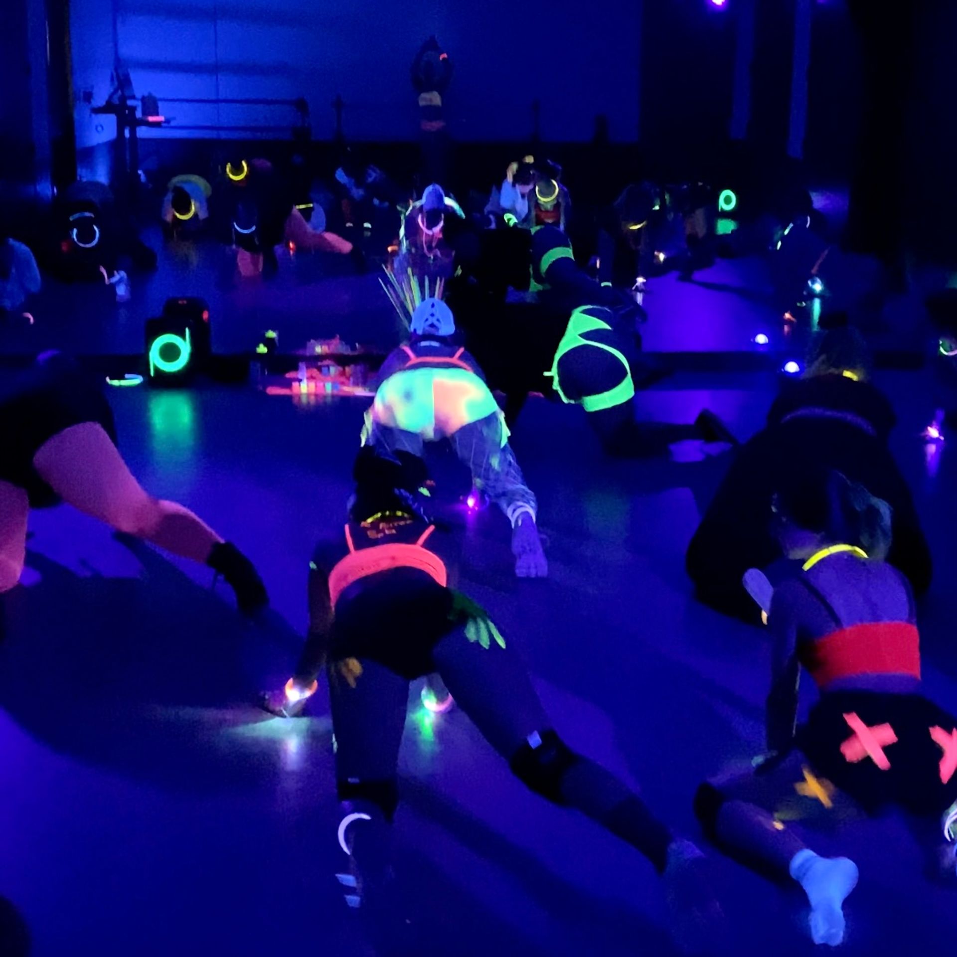 Black-Light Twerk Party: Neon Twerkout Glow Party with Neon Accessories